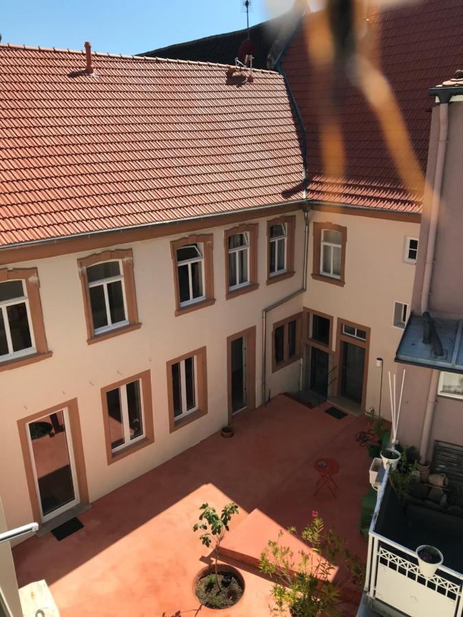 Boutique-Ferienwohnung Im Alten Weinhaus Moser Grünstadt Exterior foto